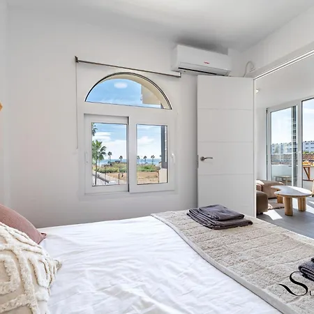 Alamos Beachfront Bliss Sea View Retreat Apartman *